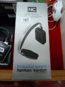 *H/K NC H/PHONES O/E BLACK