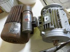 2 Electric Motors