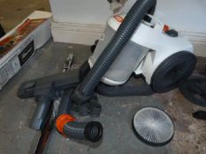 *1800 Lightweight Vacuum Cleaner