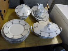 Quantity of Art Deco Dinnerware