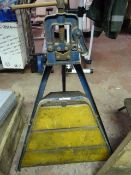 Record Pipe Vice on Stand