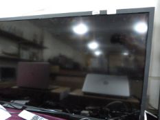 *TOSHIBA 40L3453DB FLATSCREEN SMART TELEVISION