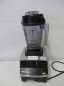 *VITAMIX ASPIRE    PROFESSIONAL BLENDER