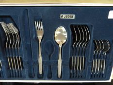 24 Piece Cutlery Set