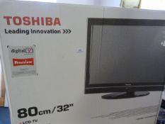 Toshiba 32
