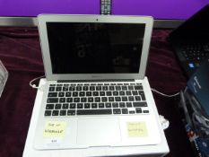 *MACBOOK AIR 11 MD711 4GB