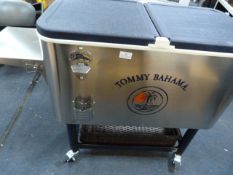 *100QT ROLLING CO0LER FY15