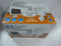 *100 LED SOLAR MOTION