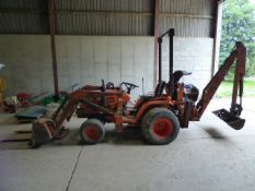 Kubota B7200 4 Wheeled Drive Mini Tractor Complete with Front Loader, Back actor, Grass Wheels and