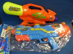 *2 Super Soakers