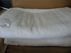 *2 RALPH LAUREN BATH SHEETS
