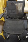 *Typist Swivel Chair with Mesh Seat & Back