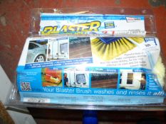*Vehicle Cleaning Brush