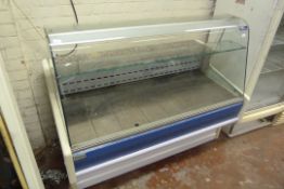 Zoin Deli Style Refrigerated Serve over Counter with Curved Glass Front & Granite Back