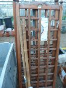 *3 Pieces of AFK Garden Screening & 2 Decorative Fence Poles