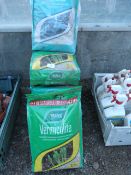 *5 x 10L of Vermiculite & 1 Bag of Perlite