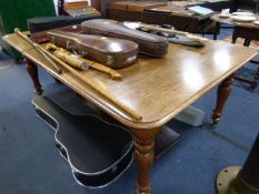 Victorian Oak Extending Dining Room Table