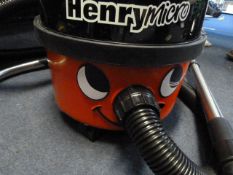 *HENRY MICRO HI-FLO VACUUM