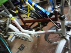 Lady's Universal Folding Cycle - White