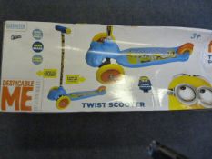 *Minion Tri Scooter