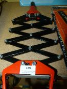 Set of Lazy Tong Riveters