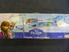 *Disney Frozen 2 Wheel Scooter