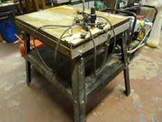 Router Table Complete with Single Phase Router