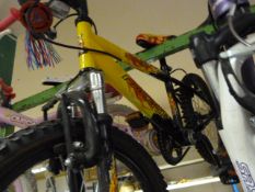 *Child's Raleigh Cycle - Black & Yellow