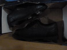 Pair of Stylo Golf Shoes Size 5