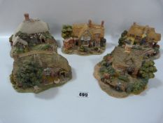 Tray Containing 5 Lilliput Lane Cottages