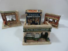 Tray Containing 4 Lilliput Lane Cottages