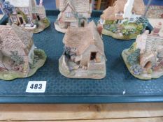 Collection of 6 Lilliput Lane Cottages