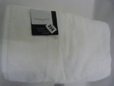 *CHARISMA BATH TOWEL WHITE