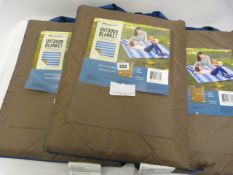 *LIGHTSPEED CAMP BLANKET & 3 Outdoor Picnic Blankets