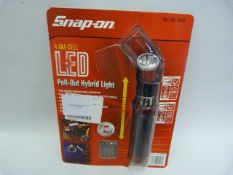 *SNAP-ON HYBRID LIGHT