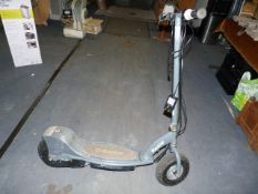 *RAZOR E300 SCOOTER