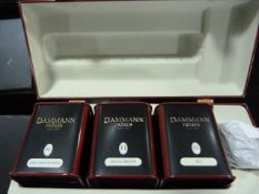 *Dammann Luxury Tea Set with 3 Grades of Tea & Infuser in Circular Black & White Checked Gift Box