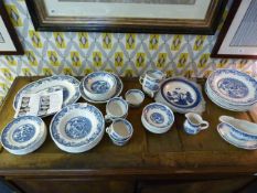 Quantity of Masons  Willow Pattern Blue & White Dinnerware