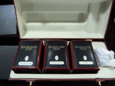 *Dammann Luxury Tea Set with 3 Grades of Tea & Infuser in Circular Black & White Checked Gift Box