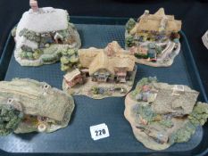 Tray Containing 5 Lilliput Lane Cottages