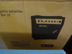 *Guitar Amplifier Model GA10