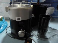 *Cookworks Juice Extractor