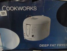*Cookworks Deep Fat Fryer