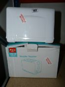*2 Argos Value 2 Slice Toasters