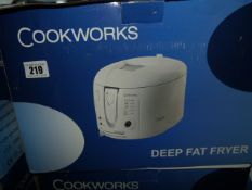*Cookworks Deep Fat Fryer