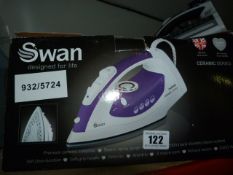 *Swan 2400w Ceramic Series Steam Iron