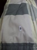 *Pair of Grey - Cream & Lilac Full Length Lined Curtains