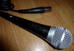 1 x Shure PG48 Microphone - CL010 - Working Order - Location: Altrincham WA14