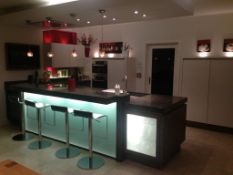 1 x Bespoke SIEMATIC Luxury KITCHEN With MIELE Appliances - Marble Work Surfaces, Zabrano Wood