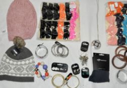 **HUGE LOT** Approx 400 x Items Of Women's / Girls Costume Jewellery – Box2041 – New With Tags, With